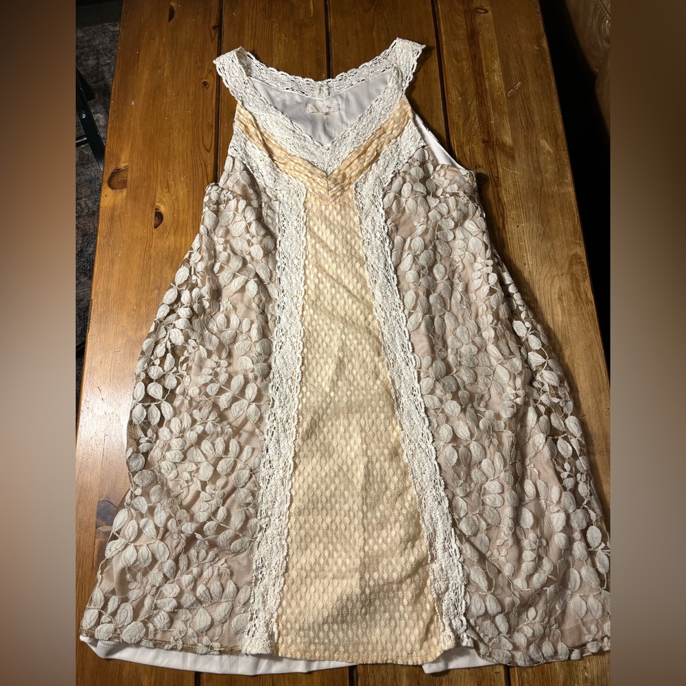 Ryu Cream and Beige Lace Midi Dress